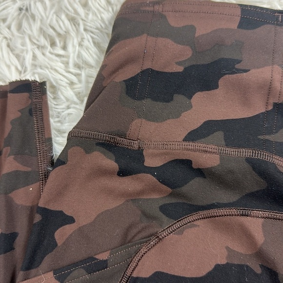 Lululemon Fast and Free Tight 28" *Non-Reflective Heritage 365 Camo Brown Earth - Picture 6 of 8